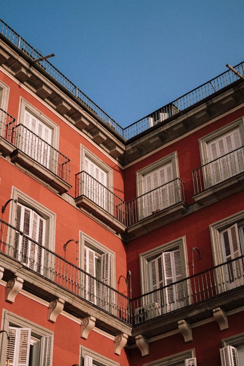 images/03.jpg